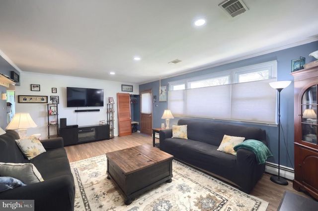4834 E PROSPECT RD, York, PA 17406
