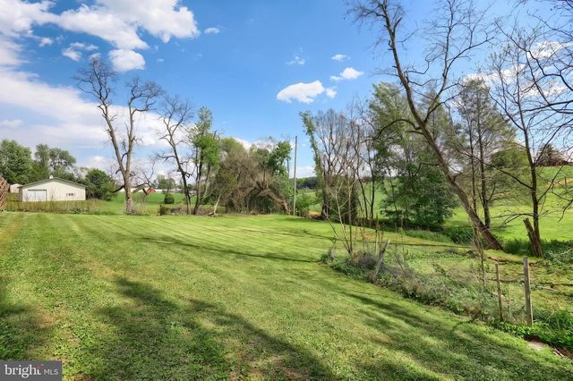4834 E PROSPECT RD, York, PA 17406