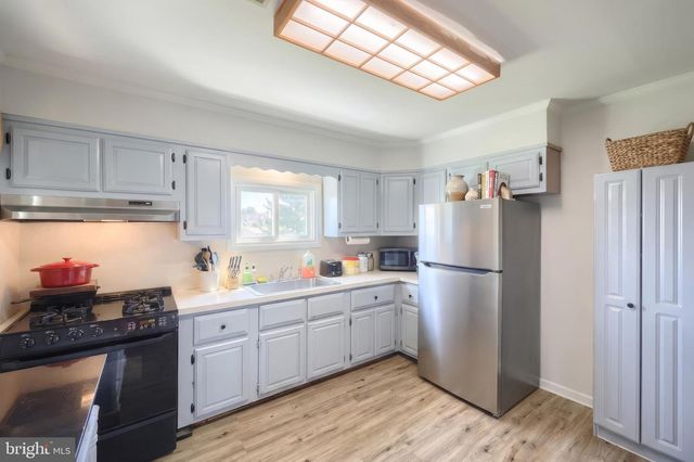 4834 E PROSPECT RD, York, PA 17406