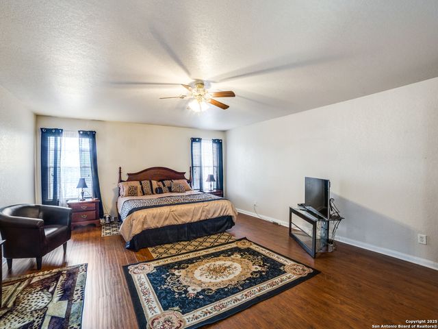 212 Springtree Trail, Cibolo, TX 78108