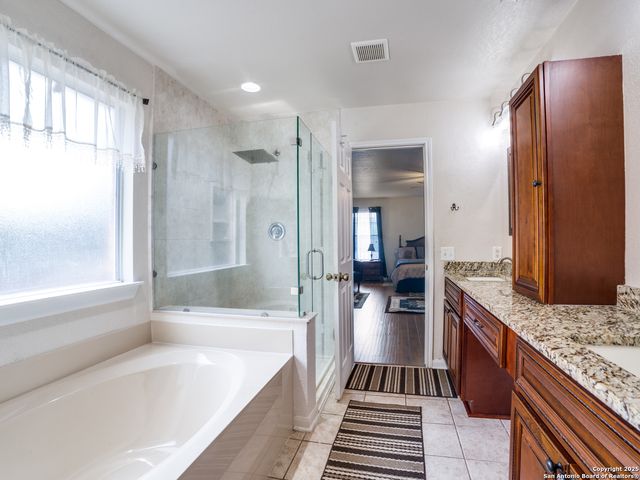 212 Springtree Trail, Cibolo, TX 78108