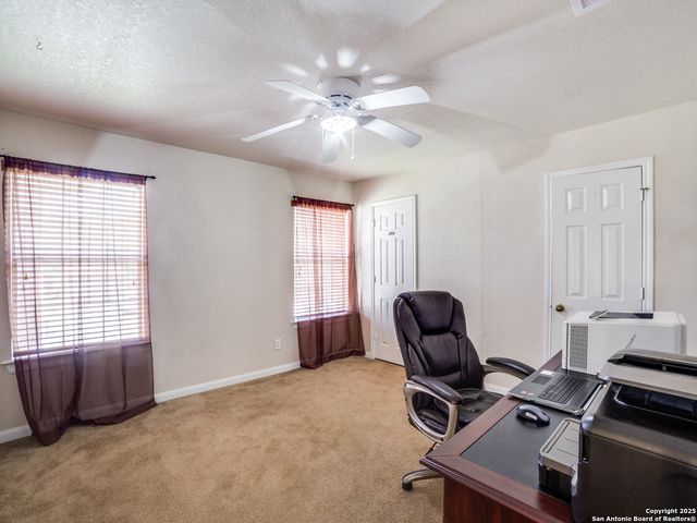 212 Springtree Trail, Cibolo, TX 78108