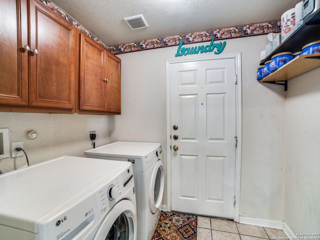 212 Springtree Trail, Cibolo, TX 78108