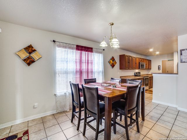 212 Springtree Trail, Cibolo, TX 78108