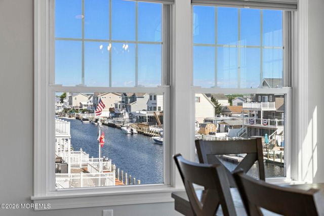 41 Harry Drive, Beach Haven West, NJ 08050