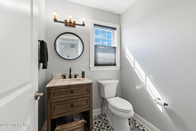 41 Harry Drive, Beach Haven West, NJ 08050