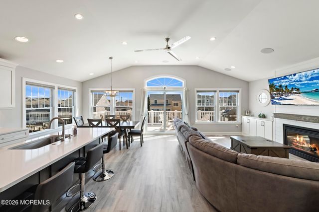 41 Harry Drive, Beach Haven West, NJ 08050