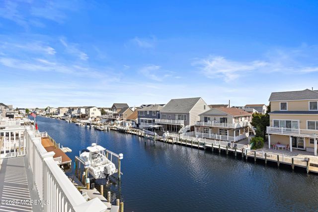 41 Harry Drive, Beach Haven West, NJ 08050