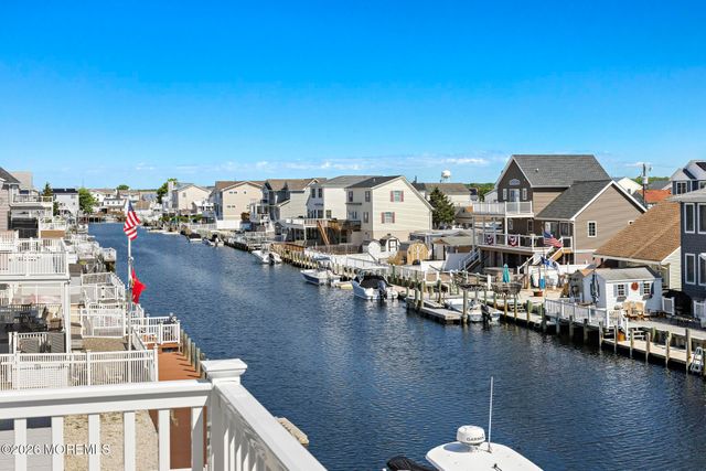 41 Harry Drive, Beach Haven West, NJ 08050