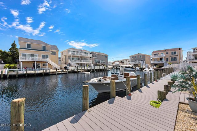 41 Harry Drive, Beach Haven West, NJ 08050
