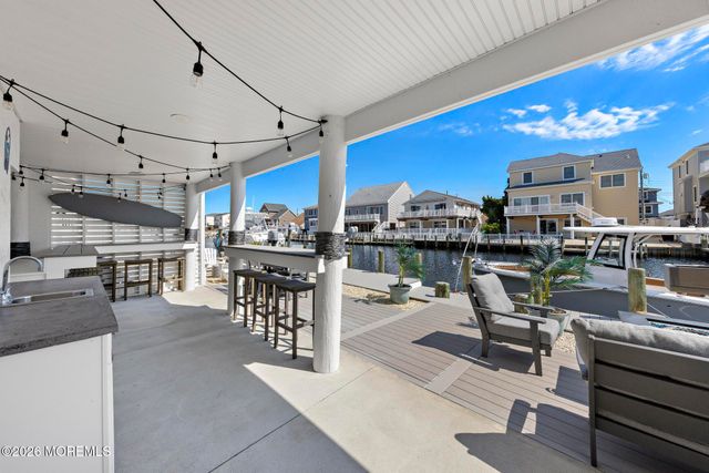 41 Harry Drive, Beach Haven West, NJ 08050