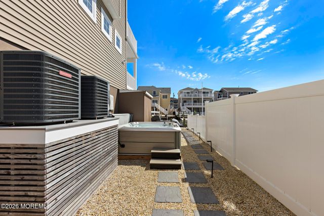 41 Harry Drive, Beach Haven West, NJ 08050