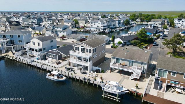 41 Harry Drive, Beach Haven West, NJ 08050