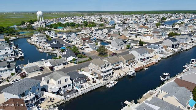 41 Harry Drive, Beach Haven West, NJ 08050