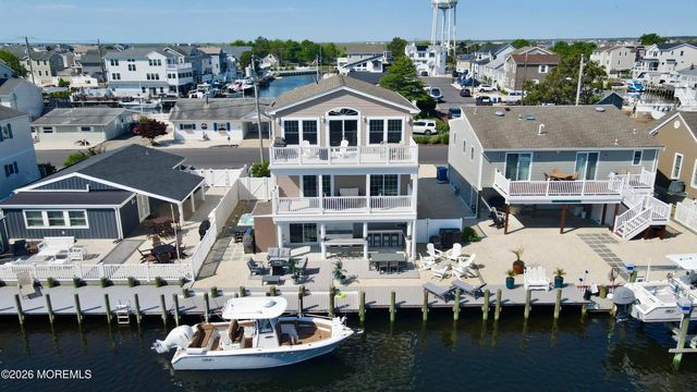 41 Harry Drive, Beach Haven West, NJ 08050