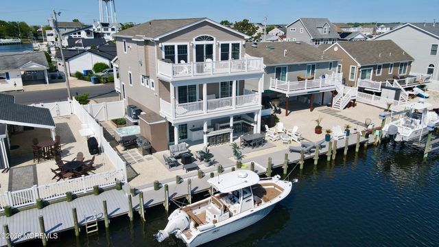 41 Harry Drive, Beach Haven West, NJ 08050