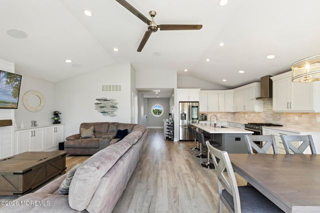 41 Harry Drive, Beach Haven West, NJ 08050