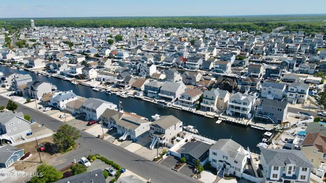 41 Harry Drive, Beach Haven West, NJ 08050