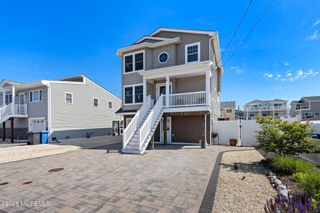 41 Harry Drive, Beach Haven West, NJ 08050