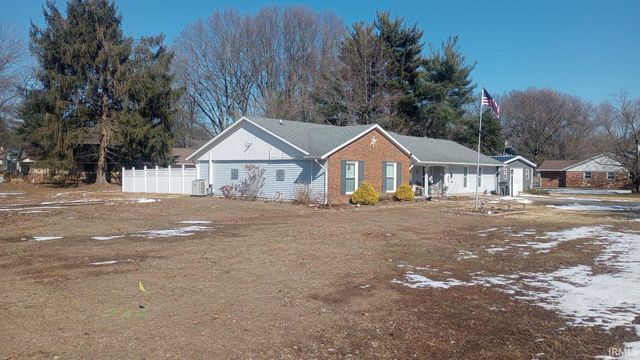 2004 Forbes Road, Vincennes, IN 47591