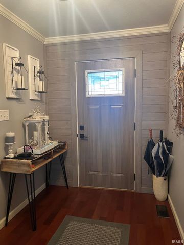 2004 Forbes Road, Vincennes, IN 47591