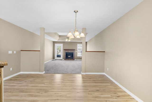 602 South Casa Grande Avenue, Springfield, MO 65802