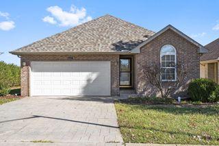 602 South Casa Grande Avenue, Springfield, MO 65802