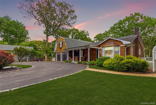 345 Bartley Road, Mattituck, NY 11952