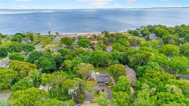 345 Bartley Road, Mattituck, NY 11952