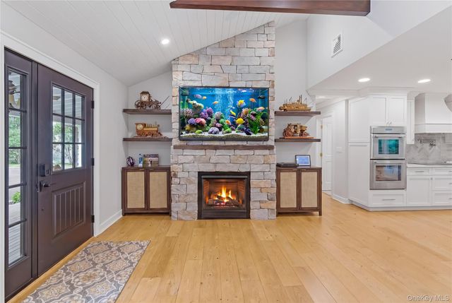 345 Bartley Road, Mattituck, NY 11952