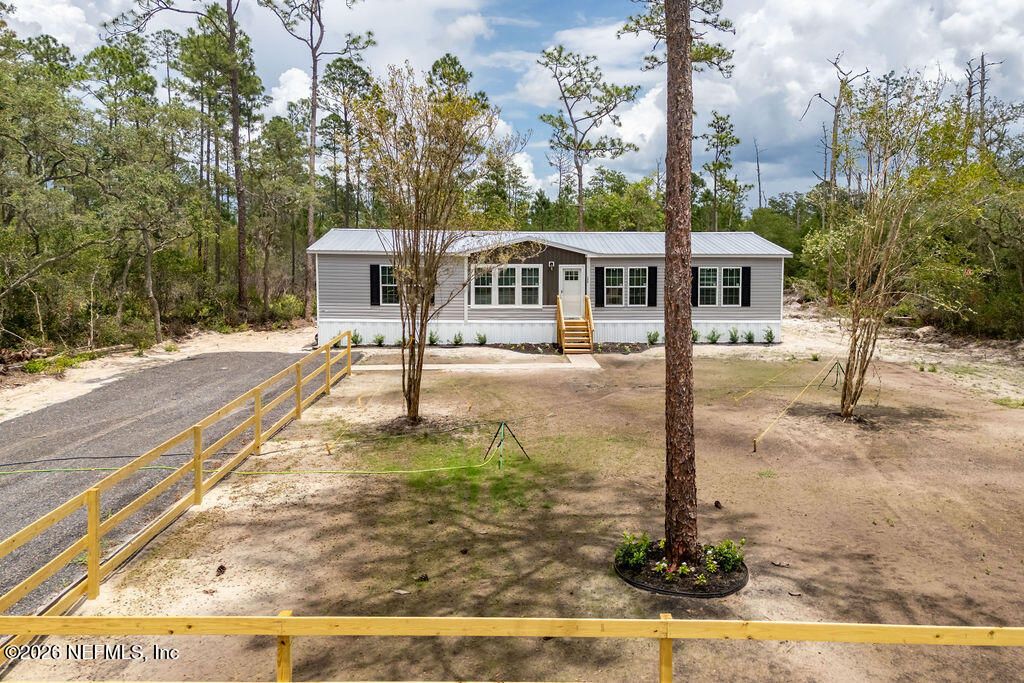 230 REDEYE Road, Florahome, FL 32140