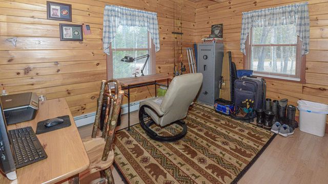 18 Charles Road, Conway, NH 03813
