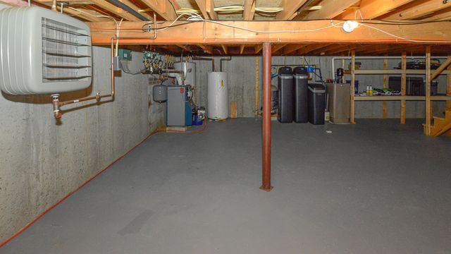 18 Charles Road, Conway, NH 03813