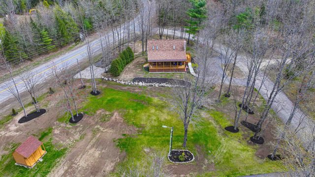 18 Charles Road, Conway, NH 03813
