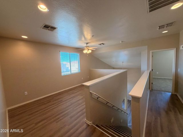 42424 N GAVILAN PEAK Parkway 39104, Anthem, AZ 85086