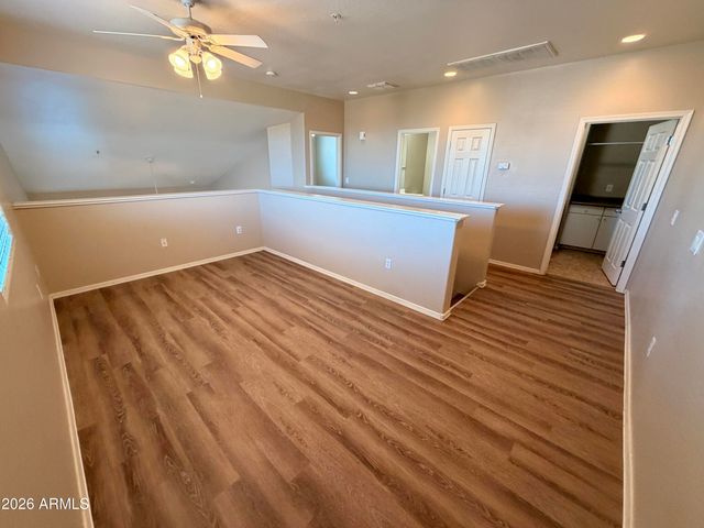 42424 N GAVILAN PEAK Parkway 39104, Anthem, AZ 85086