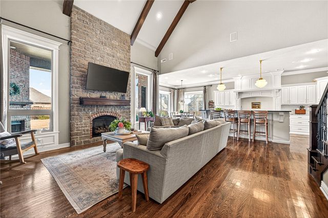 471 Trailwood Court, Centerton, AR 72719