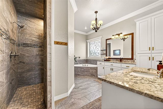 471 Trailwood Court, Centerton, AR 72719