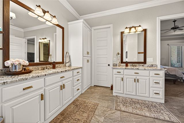 471 Trailwood Court, Centerton, AR 72719