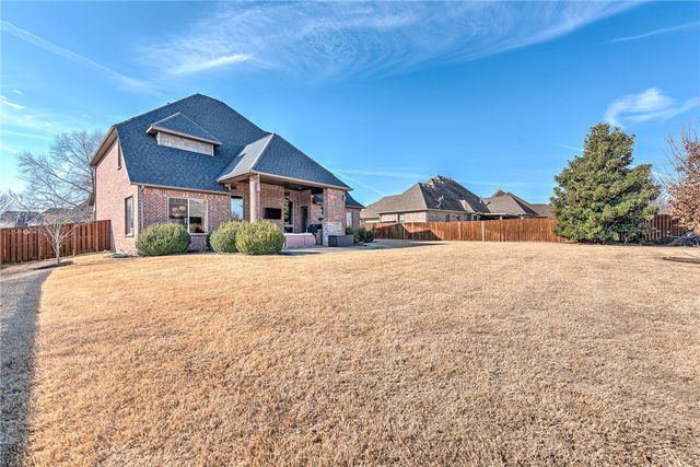 471 Trailwood Court, Centerton, AR 72719