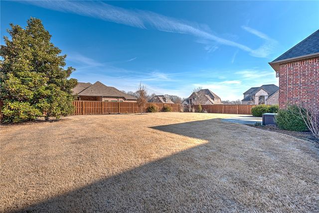 471 Trailwood Court, Centerton, AR 72719