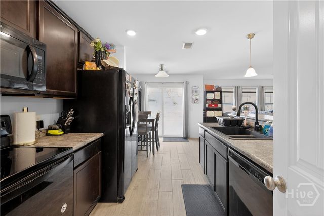 94 Burnt Oak Road, Port Wentworth, GA 31407