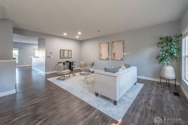 1672 Big Bear Drive, Washington Twp, OH 45458
