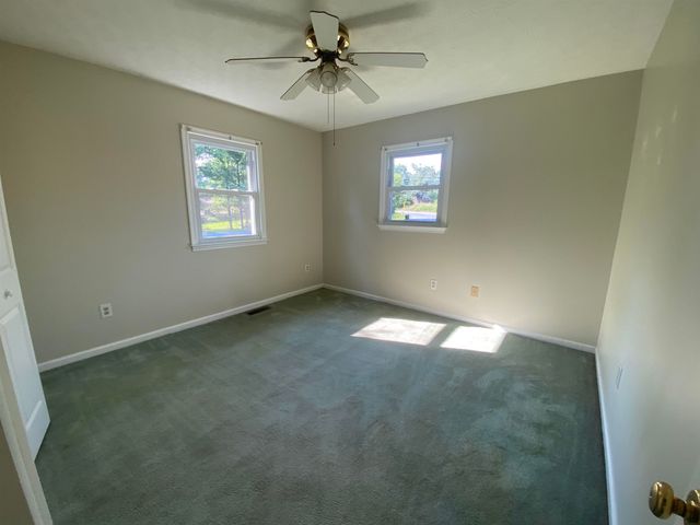 6 BINGHAM ST, Verona, VA 24482