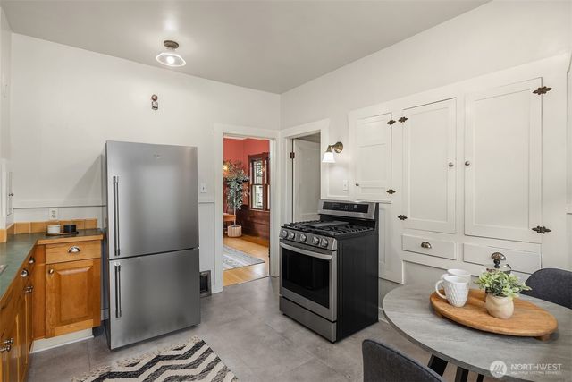 3220 NW 69th Street, Seattle, WA 98117