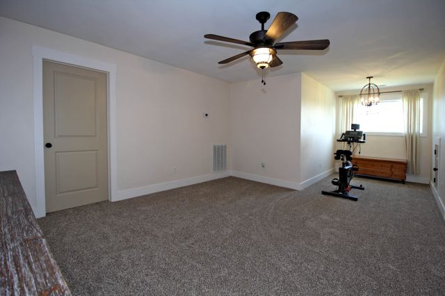 5142 Cross Plains Rd, White House, TN 37188