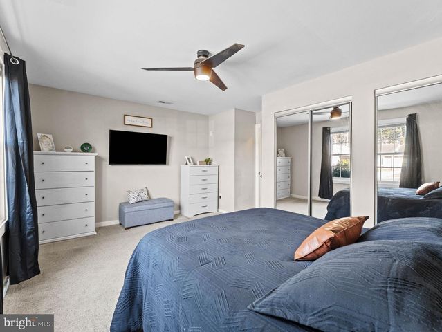 22 SAWOOD DR, Sicklerville, NJ 08081