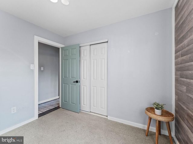 22 SAWOOD DR, Sicklerville, NJ 08081