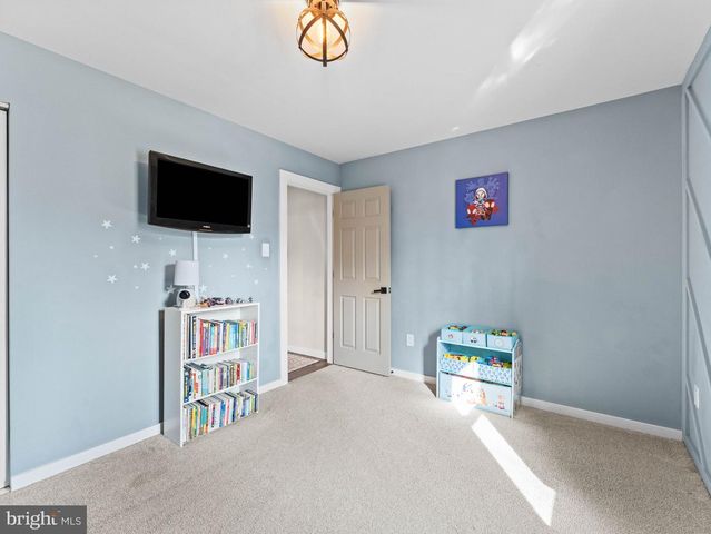 22 SAWOOD DR, Sicklerville, NJ 08081