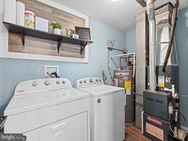 22 SAWOOD DR, Sicklerville, NJ 08081